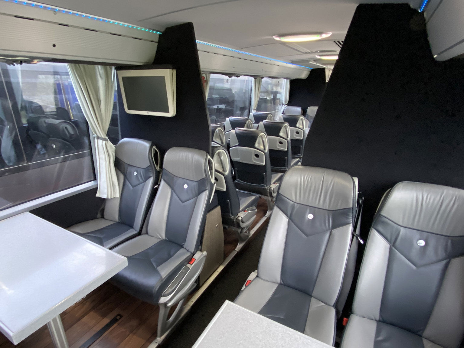 Mercedes Tourismo 41-Seat Luxury Coach - Go Travel Scotland